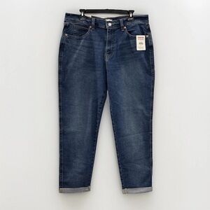 NWT Levi's Signature Women's Size 12 Mid Rise Slim Boyfriend Jeans Blue Denim